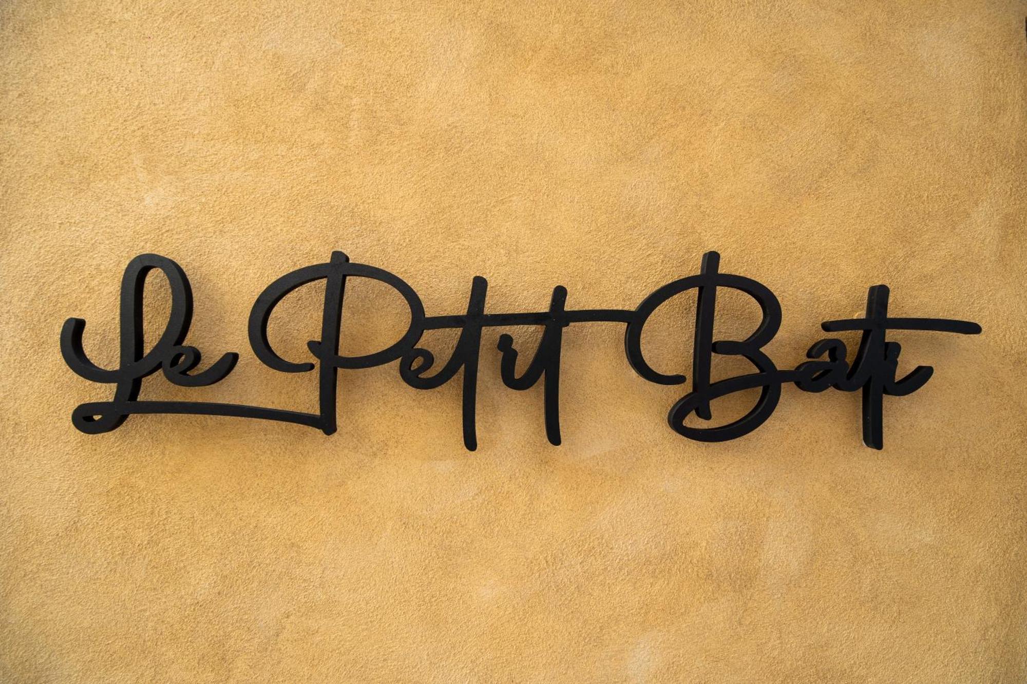 Luxury - Le Petit Bati Apartment Volos Exterior foto