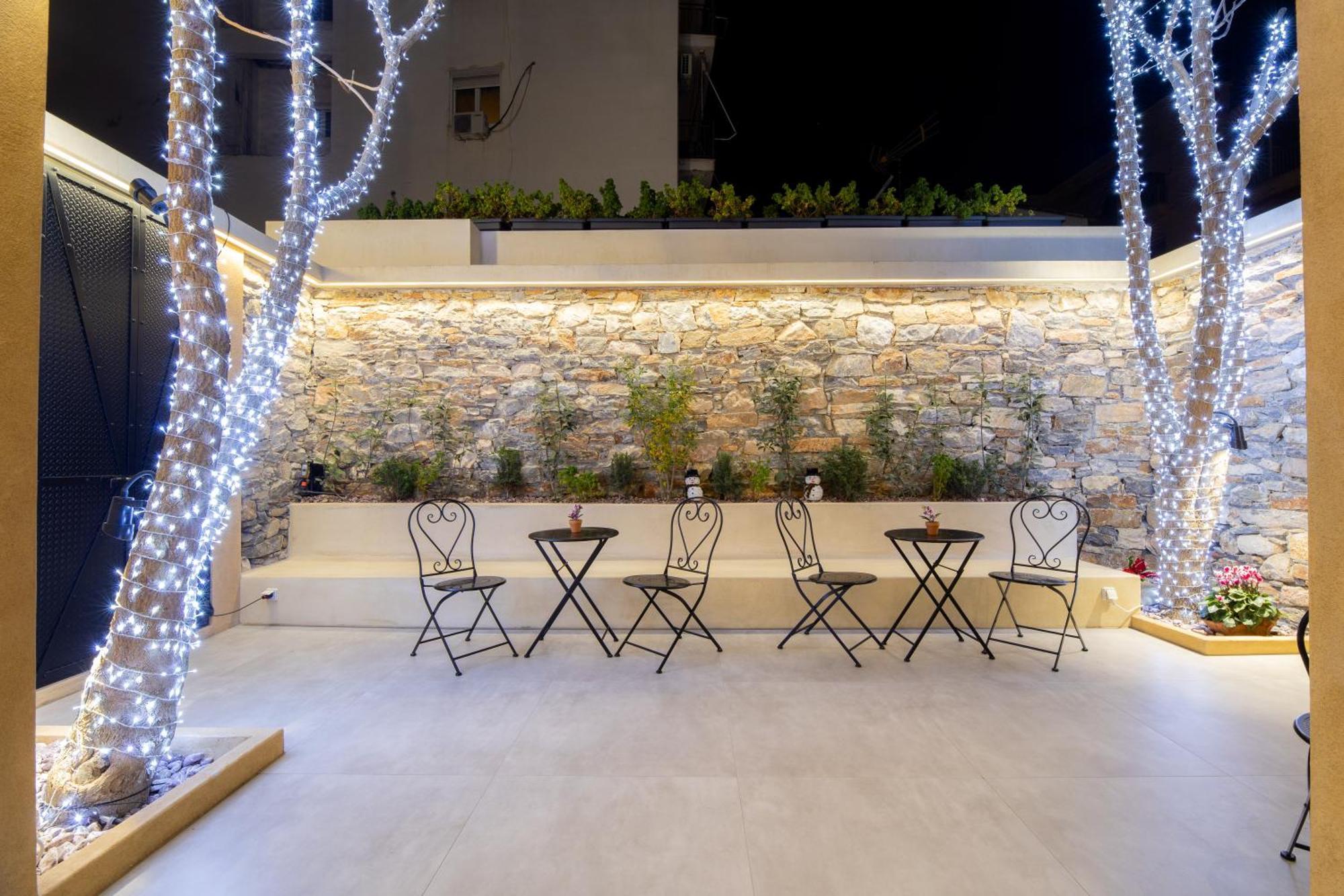 Luxury - Le Petit Bati Apartment Volos Exterior foto