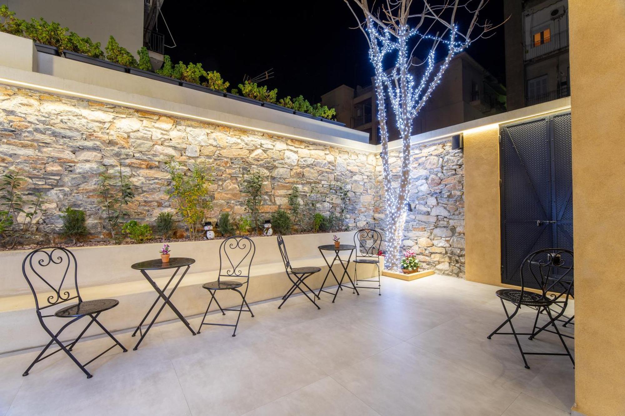 Luxury - Le Petit Bati Apartment Volos Exterior foto